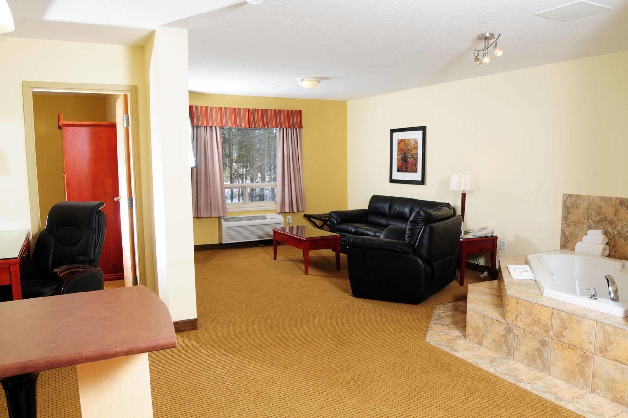 Trend Mountain Hotel & Conference Centre Tumbler Ridge Ruang foto